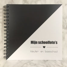 Afbeelding in Gallery-weergave laden, Invulboek 'Mijn schoolfoto's' ZWART (10 schooljaren)