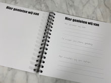 Afbeelding in Gallery-weergave laden, Invulboek ‘Onze kinderwens’ REGENBOOG + gratis fertiliteitsschrift twv €9,5