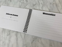 Afbeelding in Gallery-weergave laden, Invulboek 'Mijn peter en ik' GEEL