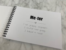 Afbeelding in Gallery-weergave laden, Invulboek 'Mijn meter en ik' MINT