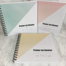 Afbeelding in Gallery-weergave laden, Invulboek 'Peuter tot kleuter' ZWART