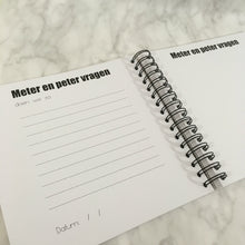 Afbeelding in Gallery-weergave laden, Invulboek 'Baby op komst' MINT