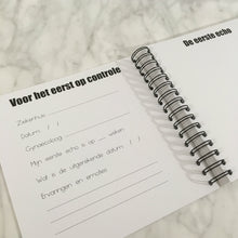 Afbeelding in Gallery-weergave laden, Invulboek 'Baby op komst' MINT