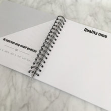 Afbeelding in Gallery-weergave laden, Invulboek 'mijn kleutertijd' ROOS