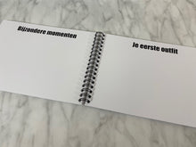 Afbeelding in Gallery-weergave laden, Invulboek Sterrenkindje