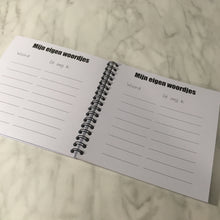 Afbeelding in Gallery-weergave laden, Mijn babbelboek - uitsprakenboekje ZWART