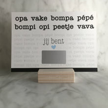 Afbeelding in Gallery-weergave laden, Kraskaart - Opa vaka bompa pepe bompi opa peetje vava
